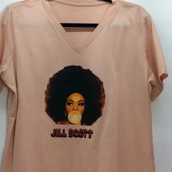 Jill Scott V-Neck Peach T-Shirt - Picture 2 of 5